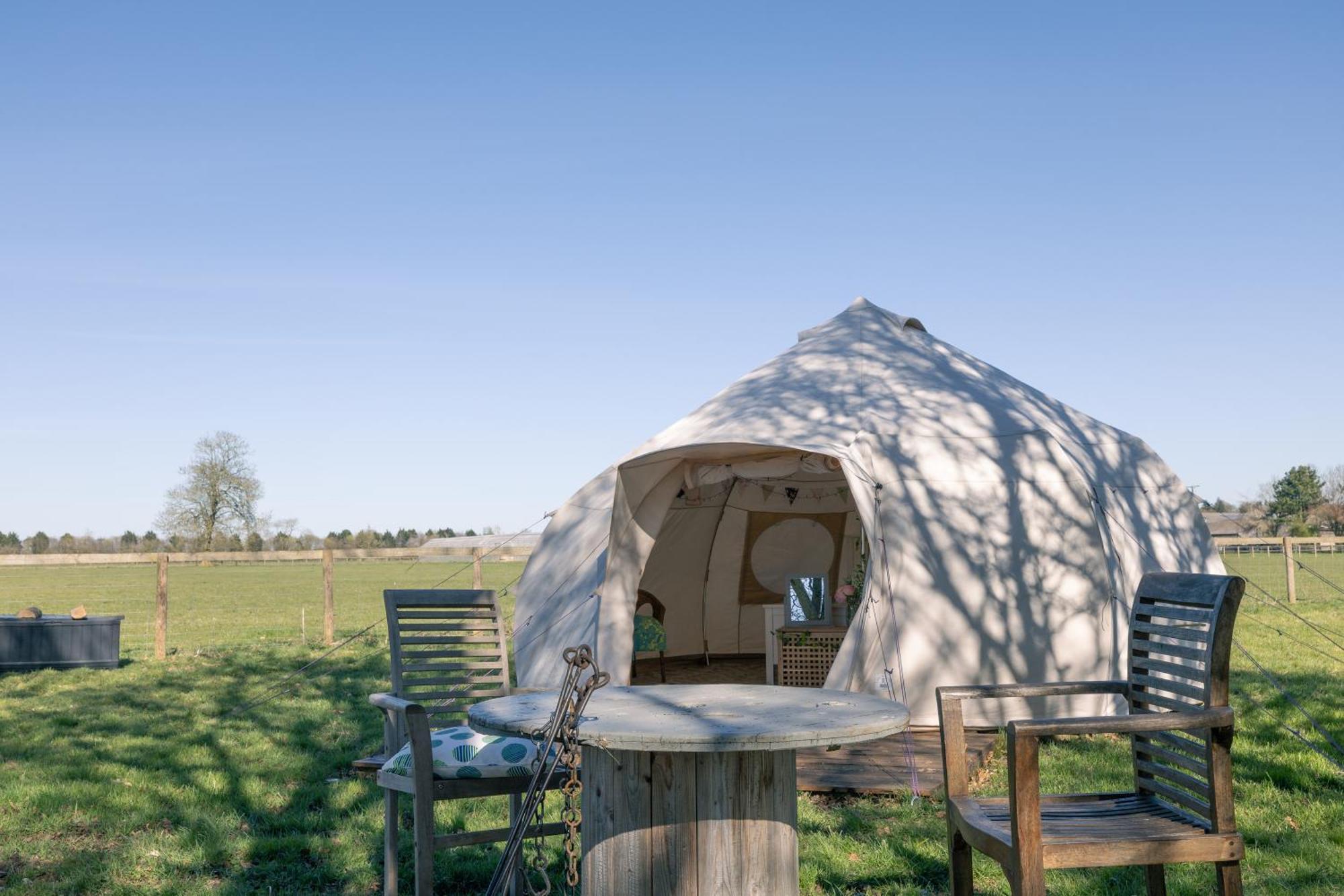 Nine Acres, Peaceful Brackley (Northamptonshire)